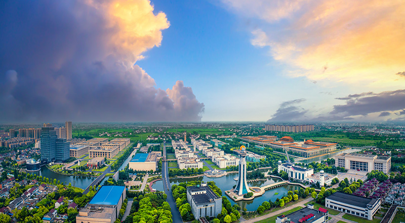揚(yáng)子江新年獻(xiàn)詞|穩(wěn)中求進(jìn)，揚(yáng)帆駛向新航程